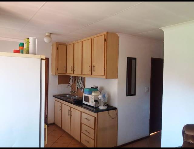 3 BEDROOM HOUSE SOLD IN SOSHANGUVE XX